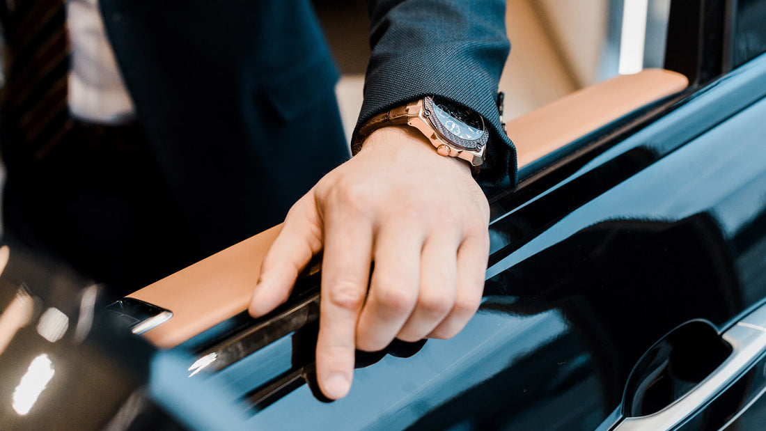 5 Must-Have Accessories for Watch Enthusiasts